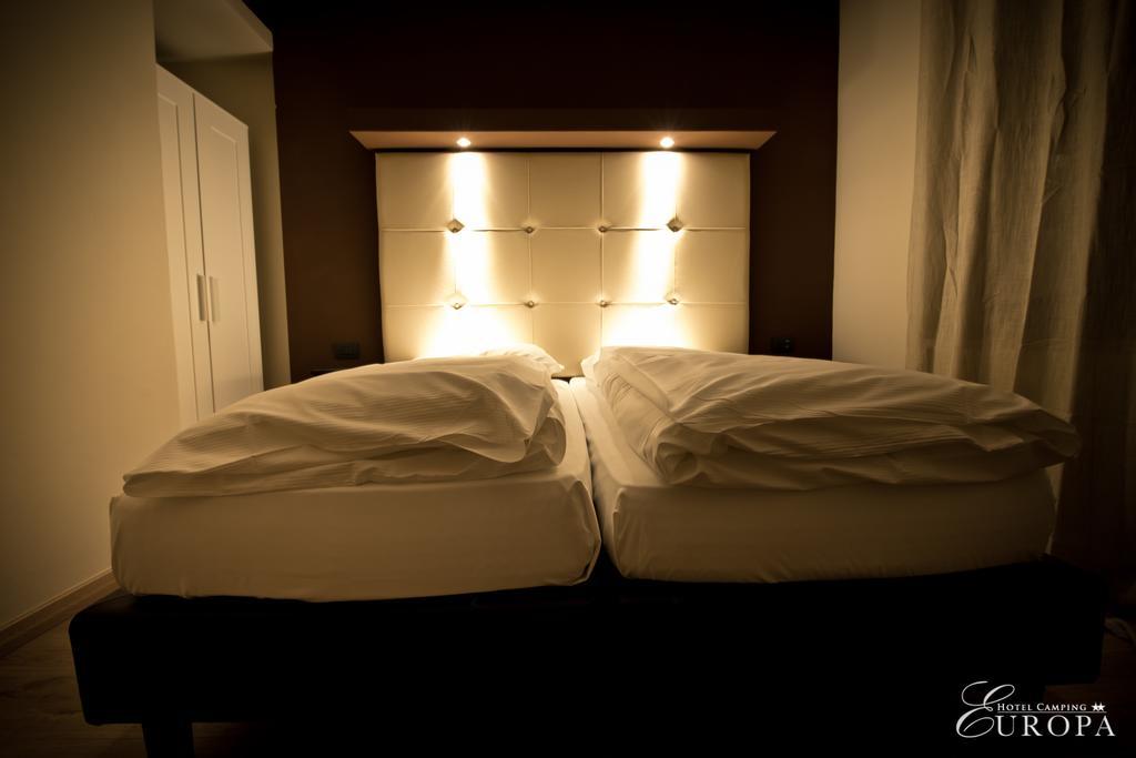 דומאסו Hotel Bungalows Europa מראה חיצוני תמונה